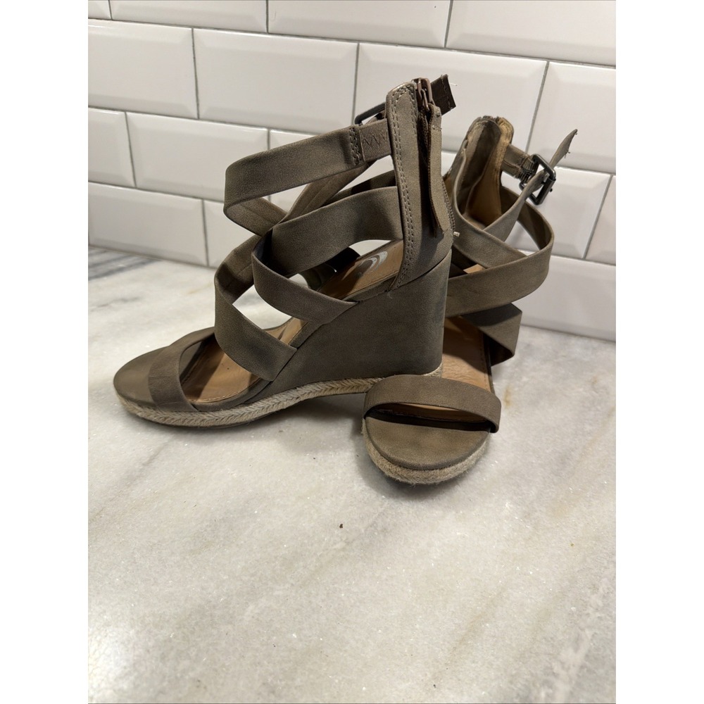 Lt Brown Wedge Heels Sandals Women Size 8.5 Strappy Open Toe Buckle Zippered